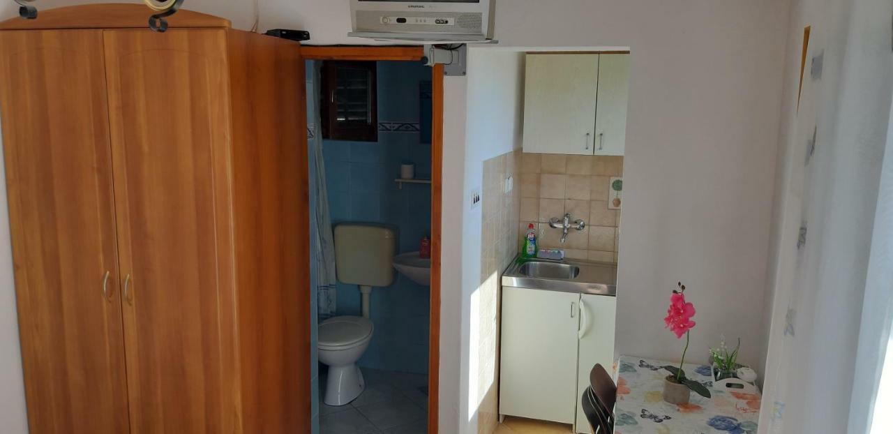 Apartman Lorena สตารีกราด ภายนอก รูปภาพ